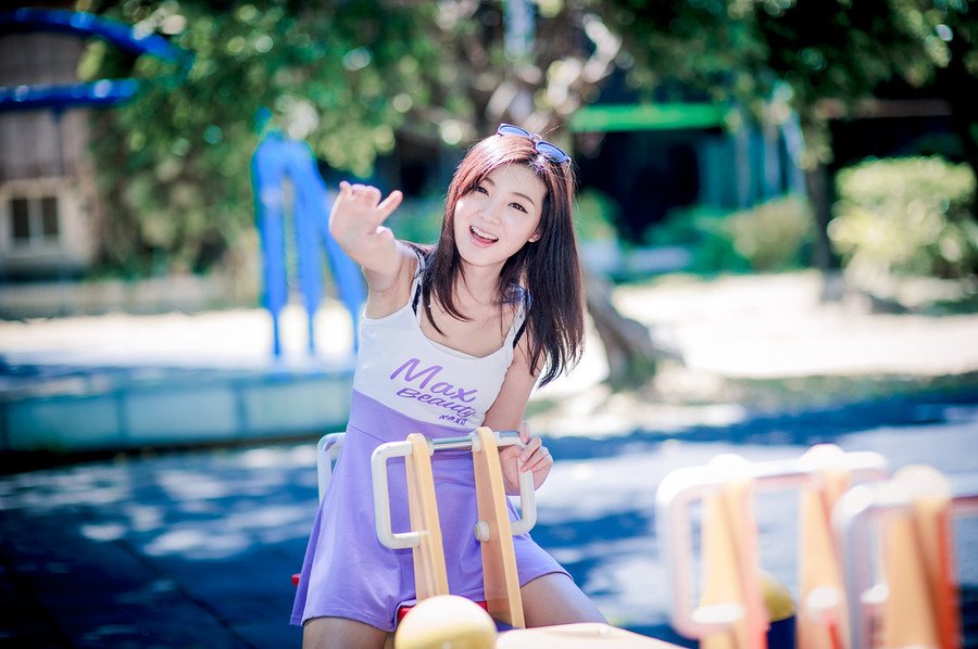 “嗷嗷嗷~”